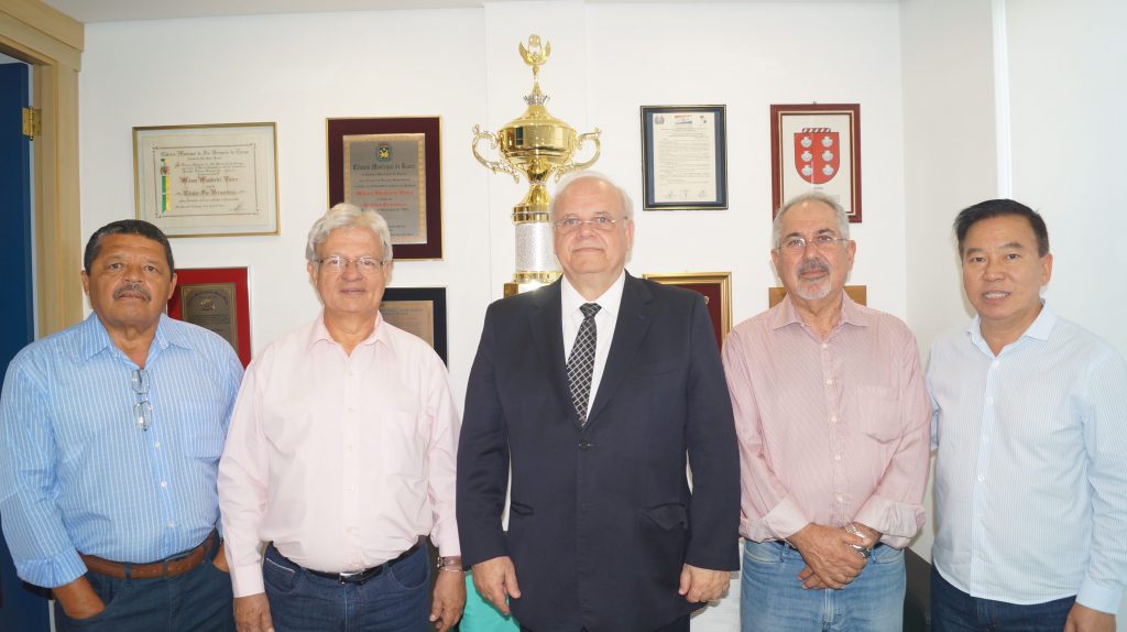 Da esquerda para a direita: José Raimundo Dias da Silva, Wilson Wanderlei Vieira, Paulo Roberto de Queiroz Guimarães, Jorge Roberto Silveira e Gilberto Takao Sakamoto